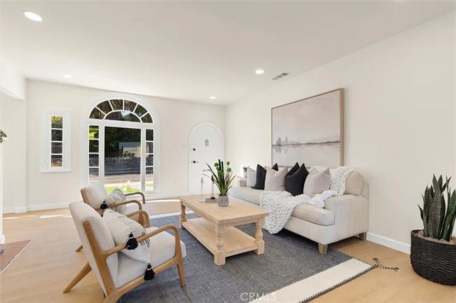 1212 S Weymouth, San Pedro, CA 90732