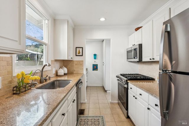 605 Calle Del Monte, Sonoma, CA 95476