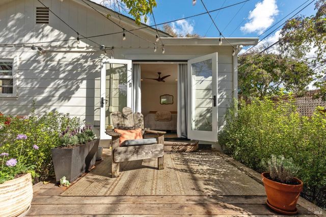 605 Calle Del Monte, Sonoma, CA 95476