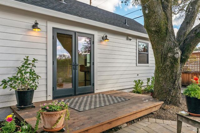 605 Calle Del Monte, Sonoma, CA 95476