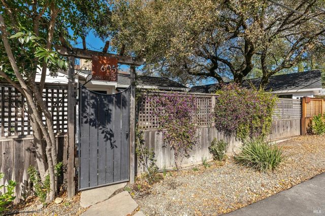 605 Calle Del Monte, Sonoma, CA 95476