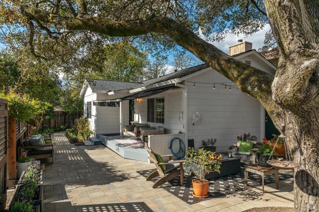 605 Calle Del Monte, Sonoma, CA 95476