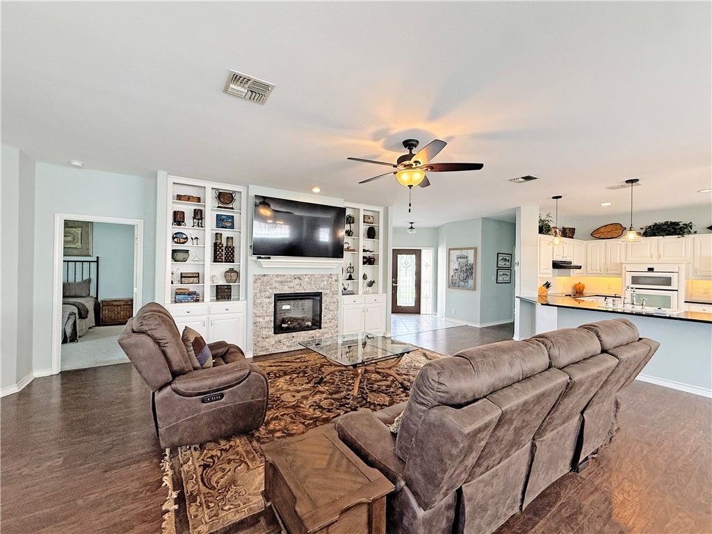 14 Saint Andrews Pl, Rockport, TX 78382 — photo 4