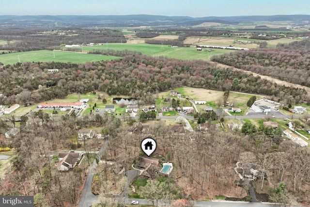 10 WHITE OAK TRL, Gettysburg, PA 17325