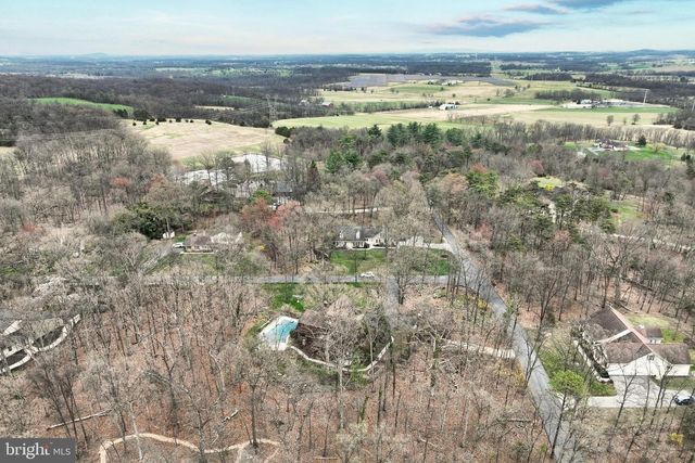 10 WHITE OAK TRL, Gettysburg, PA 17325