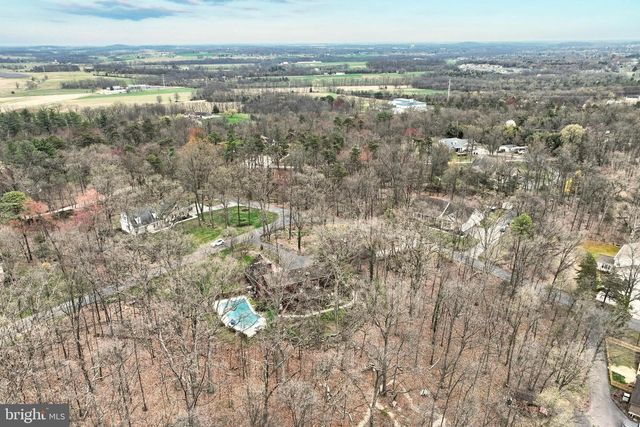 10 WHITE OAK TRL, Gettysburg, PA 17325