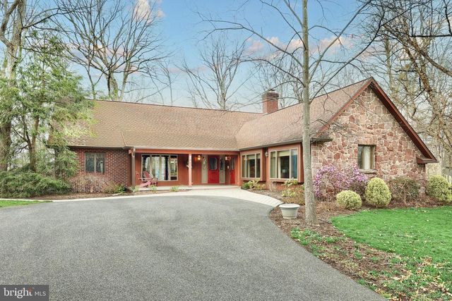 10 WHITE OAK TRL, Gettysburg, PA 17325