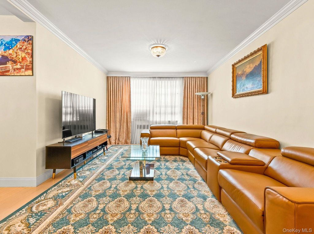 99-41 64th Ave D7, Rego Park, NY 11374 — photo 4