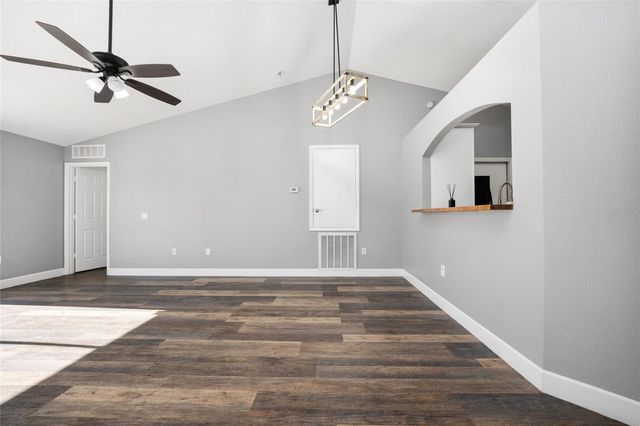 6096 SW 155TH STREET ROAD, Ocala, FL 34473