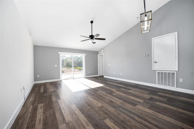 6096 SW 155TH STREET ROAD, Ocala, FL 34473