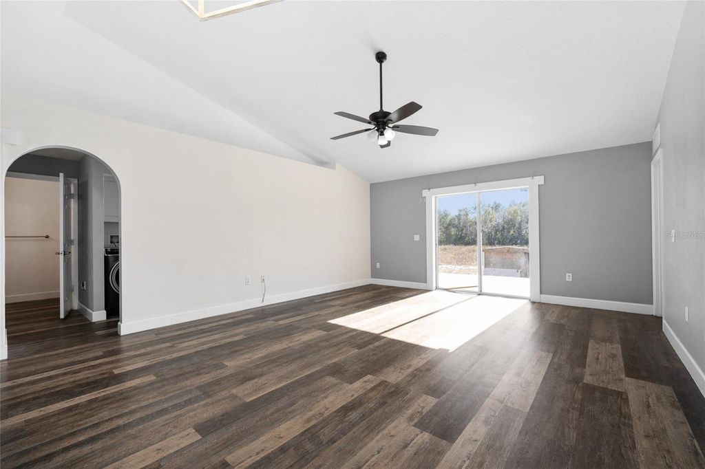 Image 13 of property listing at 6096 SW 155TH STREET ROAD, Ocala, FL 34473