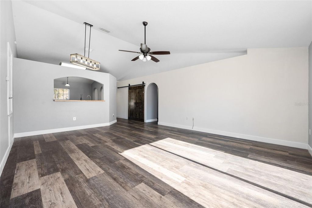 Image 14 of property listing at 6096 SW 155TH STREET ROAD, Ocala, FL 34473