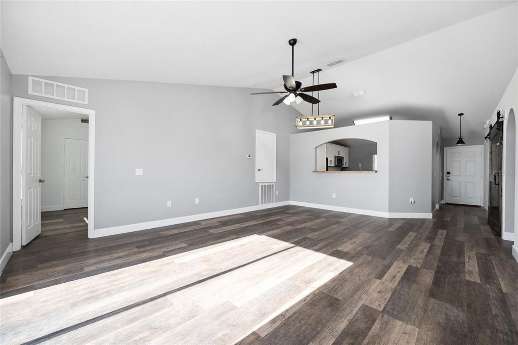 Image 15 of property listing at 6096 SW 155TH STREET ROAD, Ocala, FL 34473