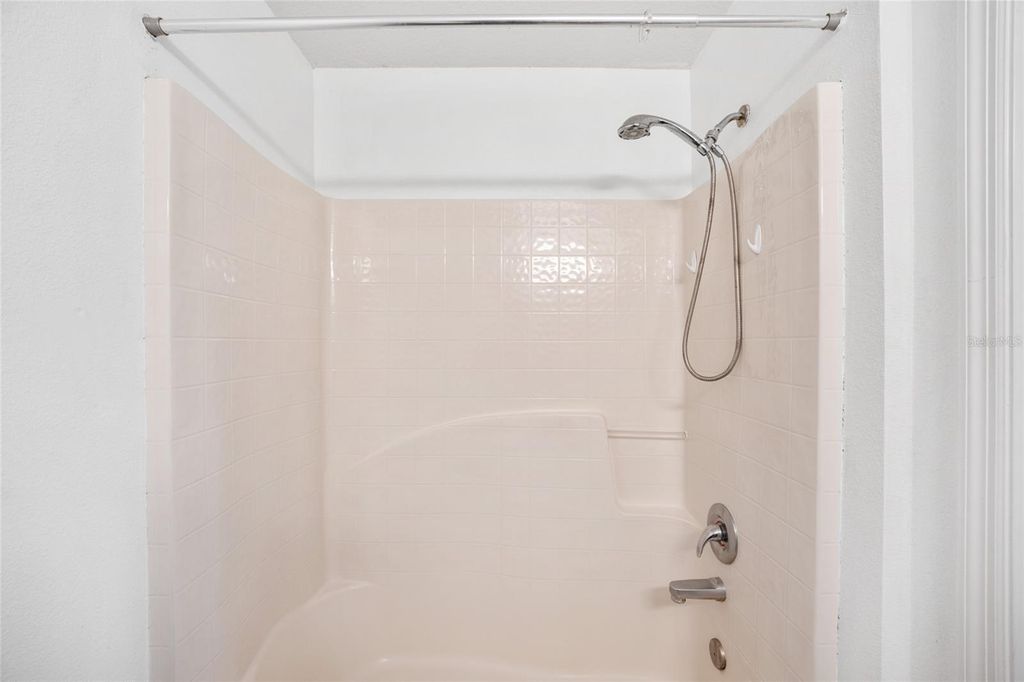 Image 38 of property listing at 6096 SW 155TH STREET ROAD, Ocala, FL 34473