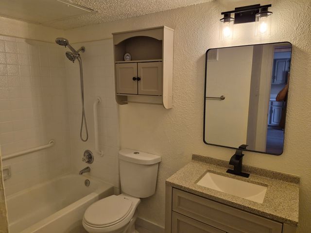 4267 Cuesta Drive 1, Irving, TX 75038