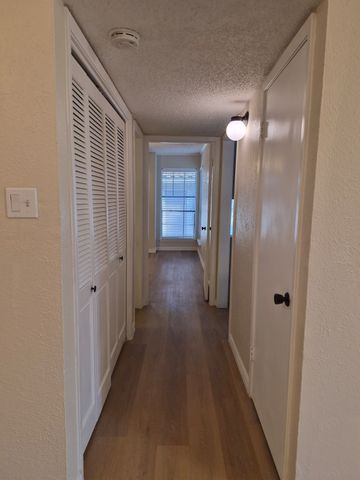 4267 Cuesta Drive 1, Irving, TX 75038