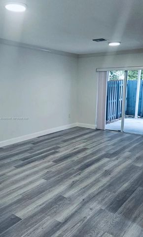 11119 W Okeechobee Rd 134, Hialeah Gardens, FL 33018