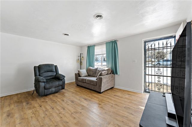 856 Horton St, Clairton, PA 15025