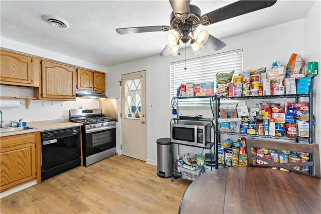 856 Horton St, Clairton, PA 15025