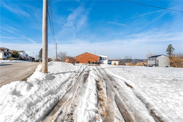 856 Horton St, Clairton, PA 15025