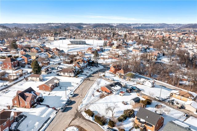 856 Horton St, Clairton, PA 15025