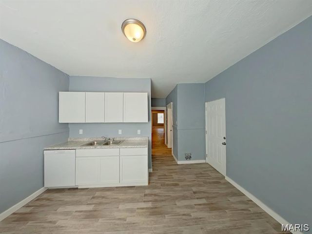 6000-6002 Etzel Avenue, St Louis, MO 63112