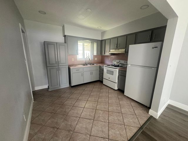 4941 SW 27th Avenue 1-2, Dania Beach, FL 33312