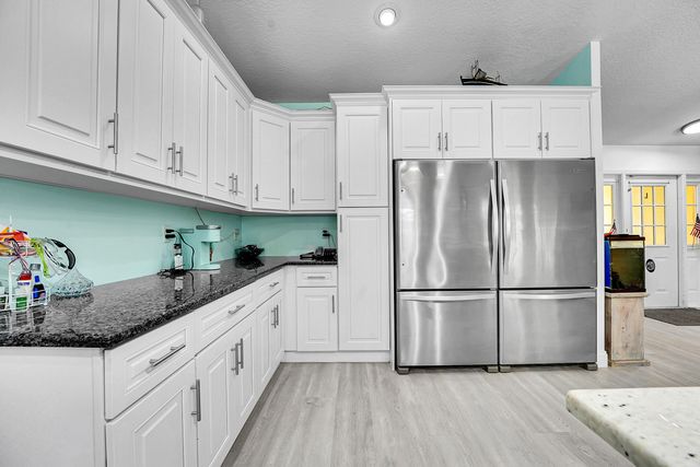 17646 N 83rd Pl Place N, The Acreage, FL 33470