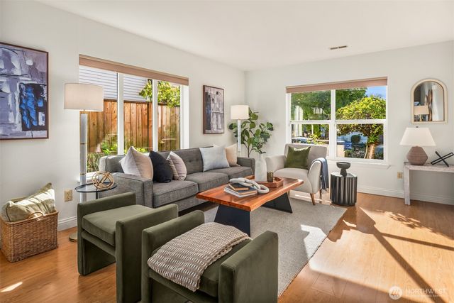 1728 26th Avenue S, Seattle, WA 98144