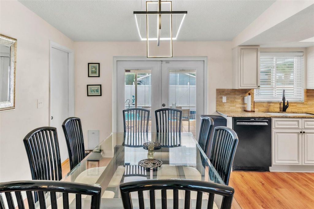 Image 11 of property listing at 3615 HAINES ROAD N, St Petersburg, FL 33704