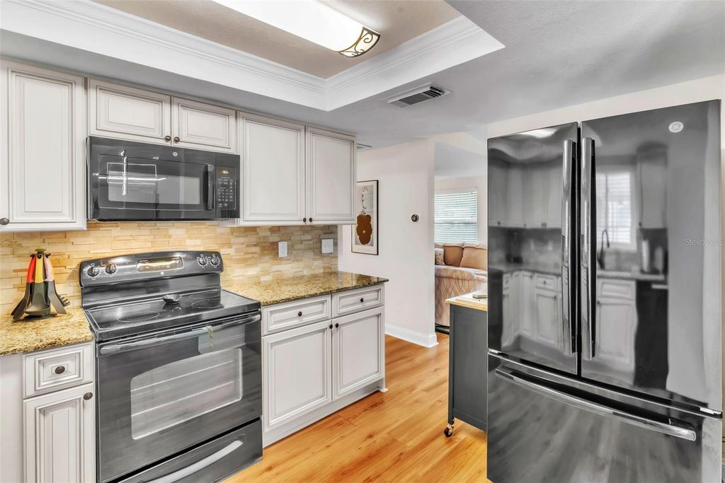 Image 13 of property listing at 3615 HAINES ROAD N, St Petersburg, FL 33704