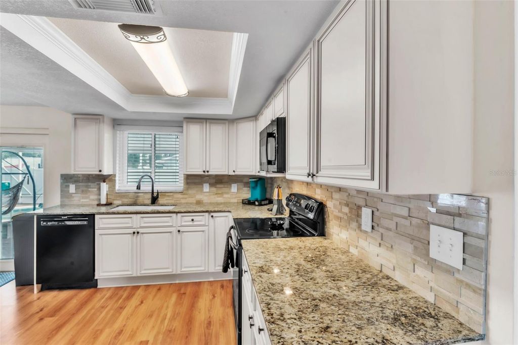 Image 14 of property listing at 3615 HAINES ROAD N, St Petersburg, FL 33704