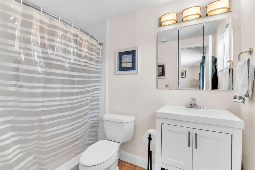 Image 25 of property listing at 3615 HAINES ROAD N, St Petersburg, FL 33704