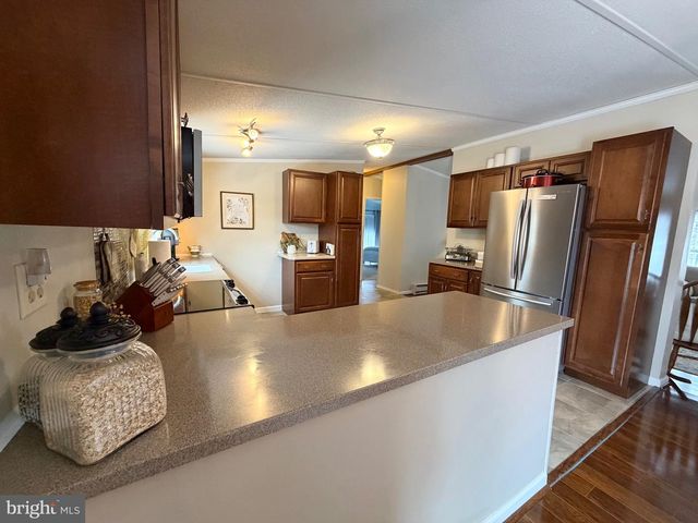 155 SHIPPENSBURG MOBILE EST, Shippensburg, PA 17257