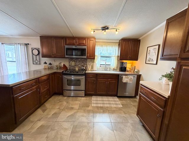 155 SHIPPENSBURG MOBILE EST, Shippensburg, PA 17257