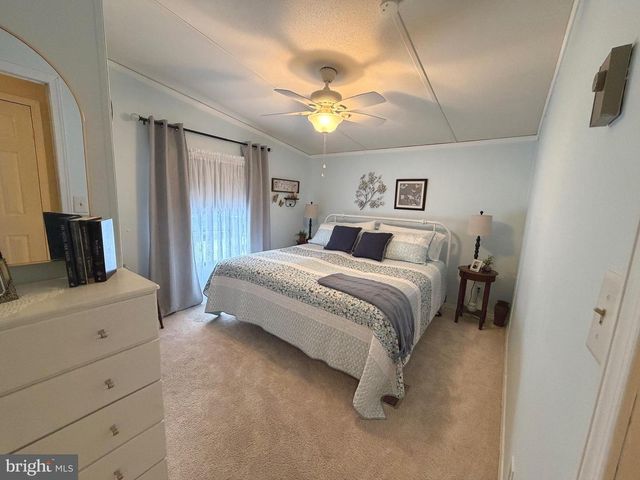 155 SHIPPENSBURG MOBILE EST, Shippensburg, PA 17257