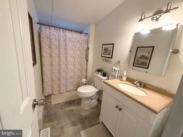 155 SHIPPENSBURG MOBILE EST, Shippensburg, PA 17257