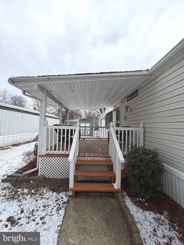 155 SHIPPENSBURG MOBILE EST, Shippensburg, PA 17257