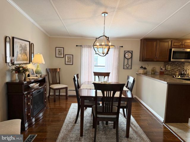 155 SHIPPENSBURG MOBILE EST, Shippensburg, PA 17257