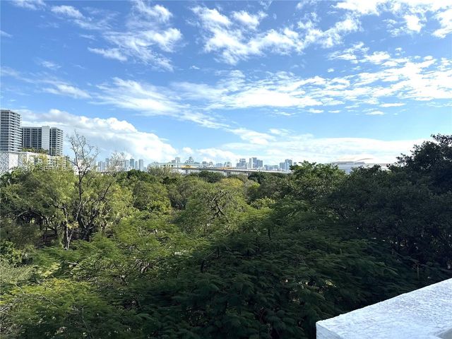 1861 NW S River Dr 1404, Miami, FL 33125