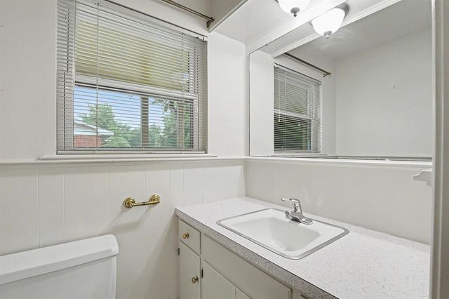 1716 Bedford Lane, Norman, OK 73072