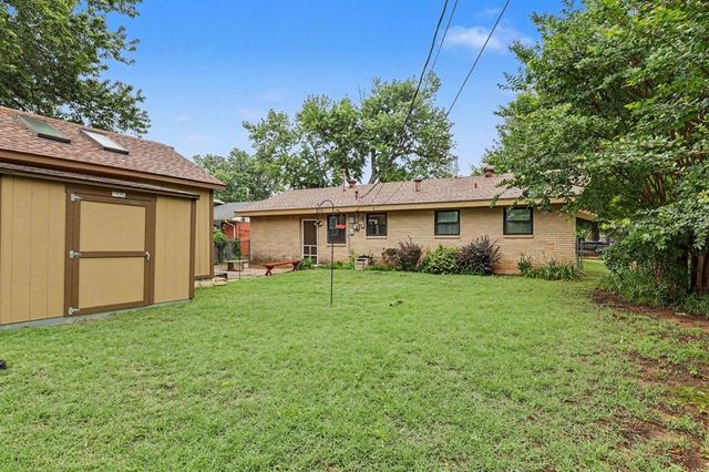 1716 Bedford Lane, Norman, OK 73072