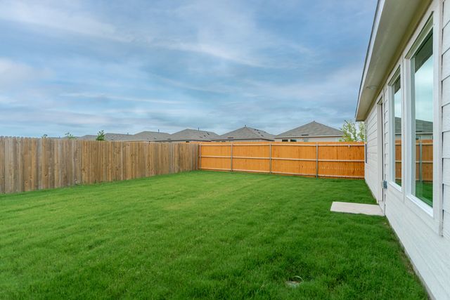 1419 MERLIN BLUFF Street, Forney, TX 75126