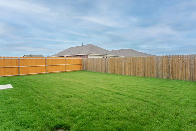 1419 MERLIN BLUFF Street, Forney, TX 75126