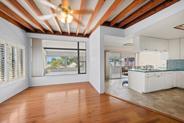 40 77TH AVENUE, Treasure Island, FL 33706
