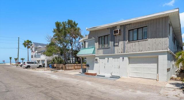 40 77TH AVENUE, Treasure Island, FL 33706