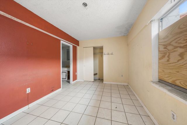 40 77TH AVENUE, Treasure Island, FL 33706