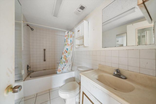 40 77TH AVENUE, Treasure Island, FL 33706