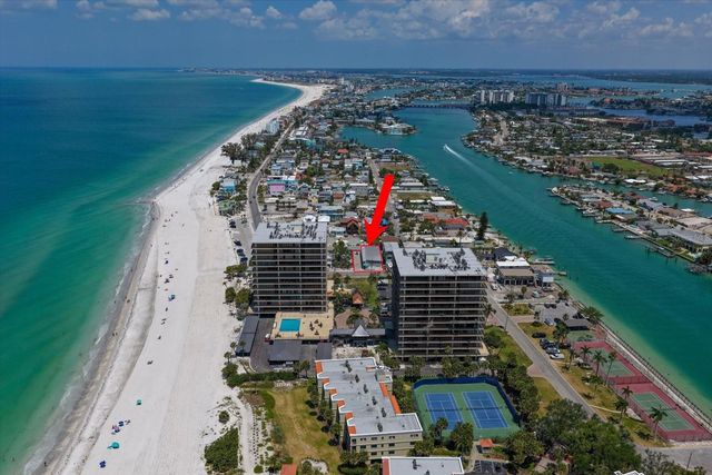 40 77TH AVENUE, Treasure Island, FL 33706