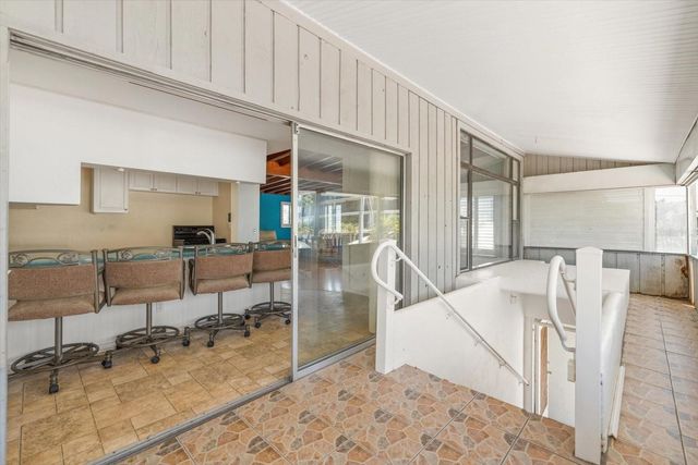 40 77TH AVENUE, Treasure Island, FL 33706